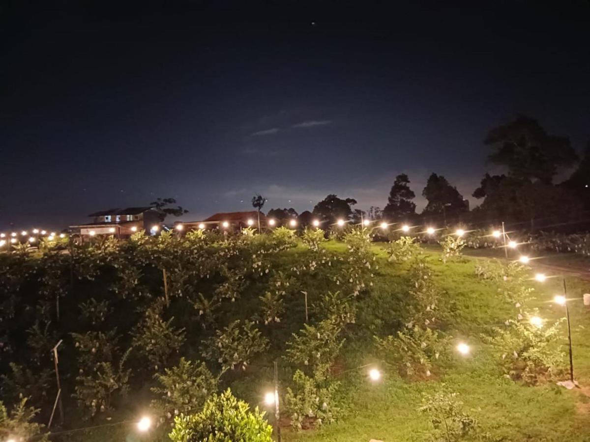 I Do Farmstay ブキッ・ムルタジャム エクステリア 写真