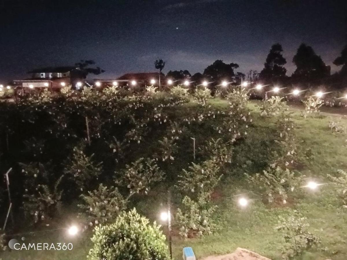 I Do Farmstay ブキッ・ムルタジャム エクステリア 写真